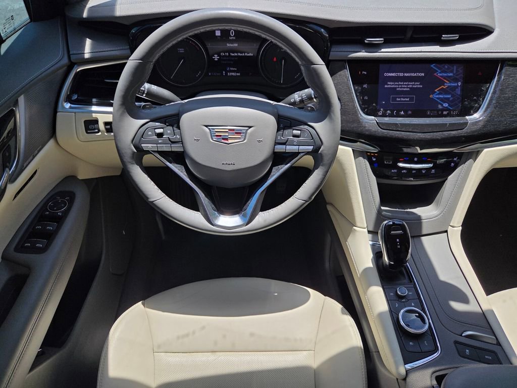 Used 2023 Cadillac XT6 Premium Luxury w/ Technology Package FWD image 19