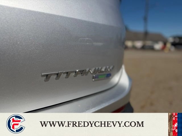 Used 2017 Ford Edge Titanium w/ Equipment Group 301A AWD/4WD image 29