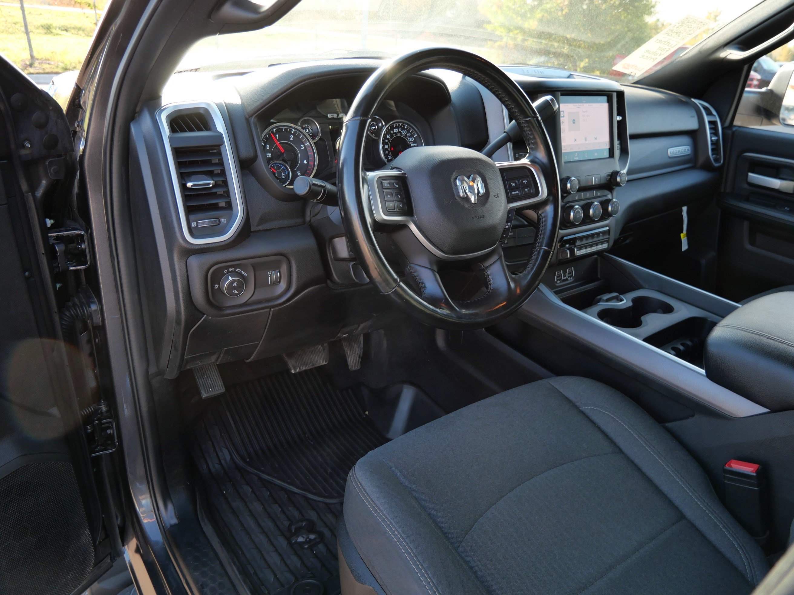Certified 2022 RAM 3500 Big Horn w/ Level A Equipment Group AWD/4WD image 20