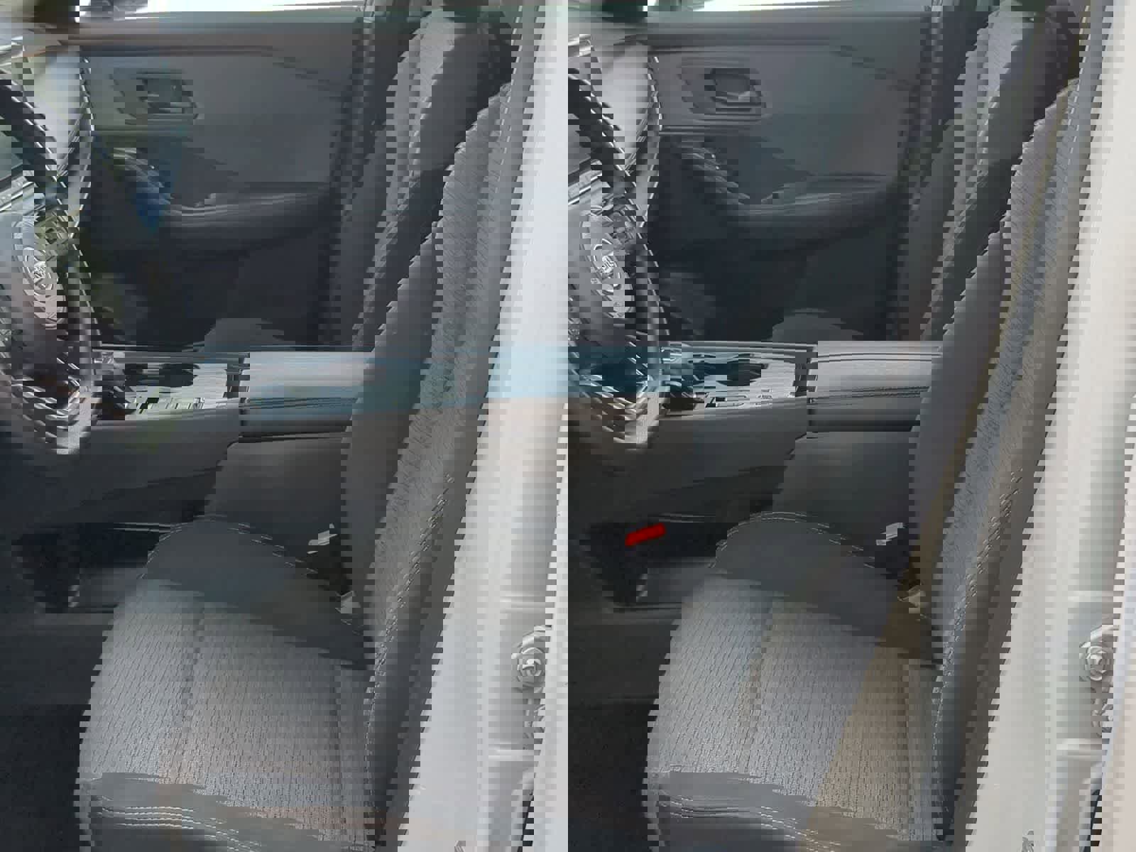 Used 2021 Nissan Rogue S image 16