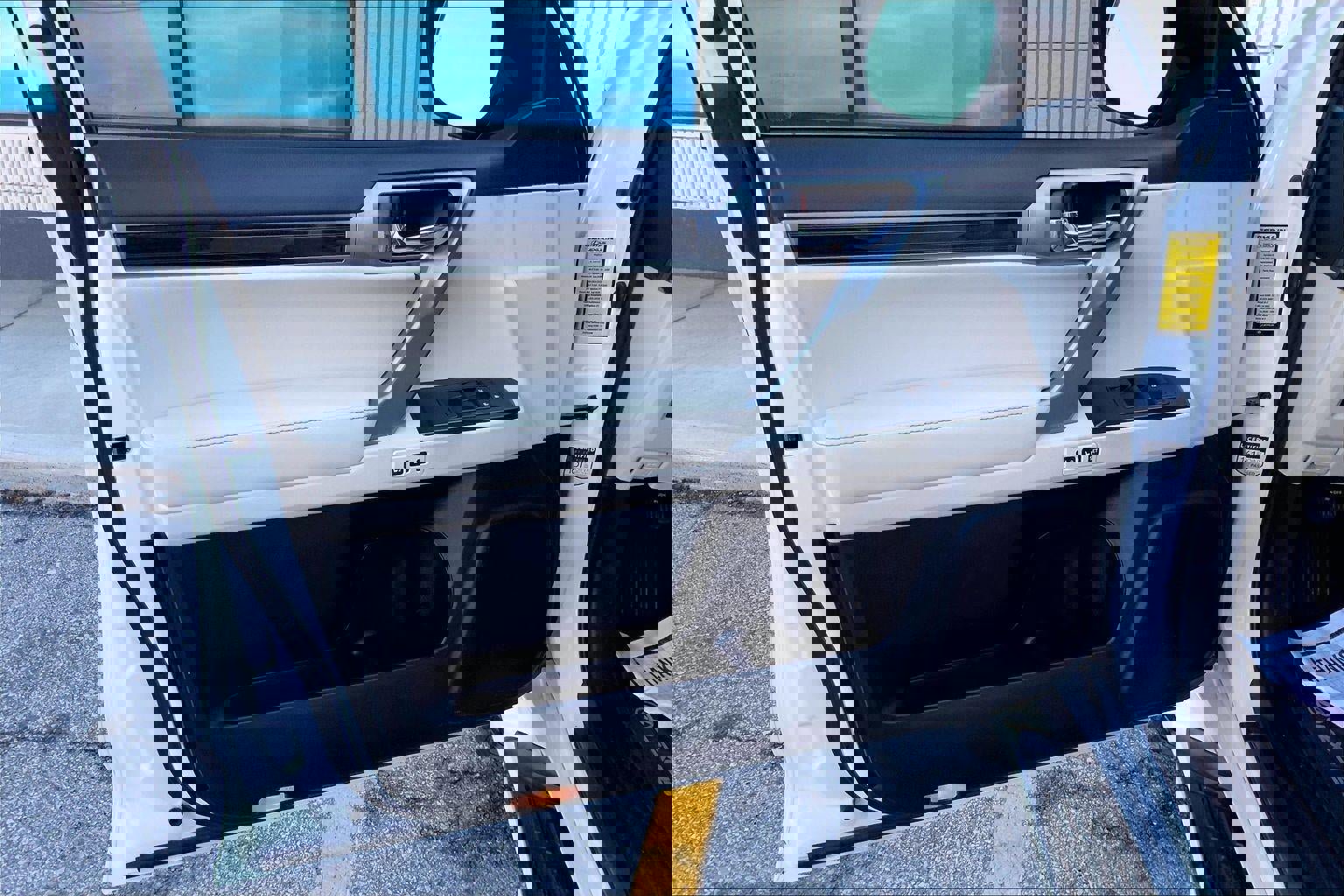 Used 2023 Lexus GX 460 Luxury w/ Accessory Package image 24