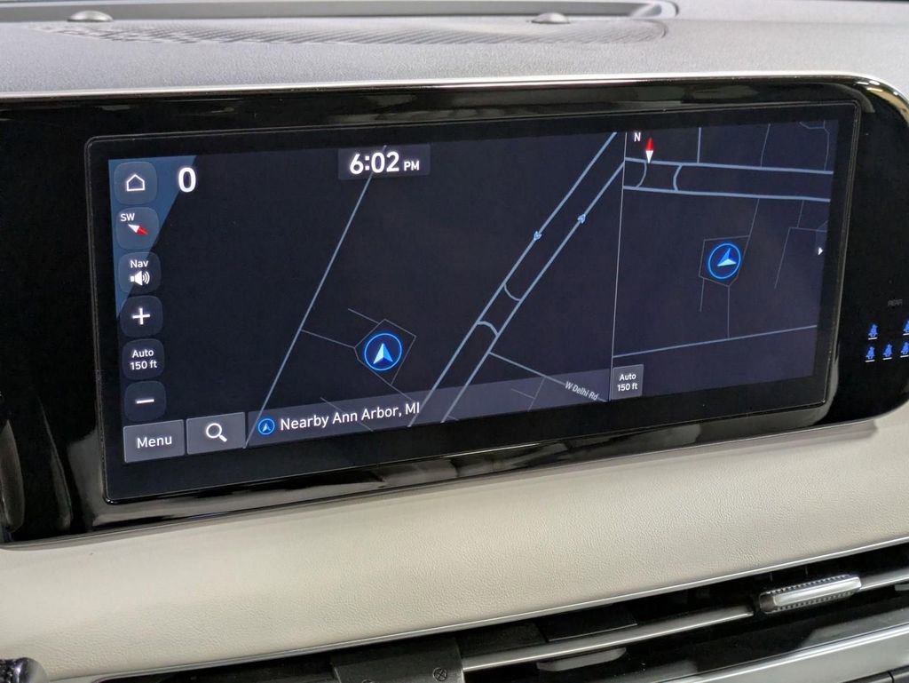 Used 2024 Hyundai Palisade Limited AWD/4WD image 20