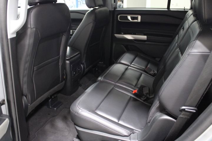 Used 2023 Ford Explorer XLT w/ Equipment Group 202A image 19
