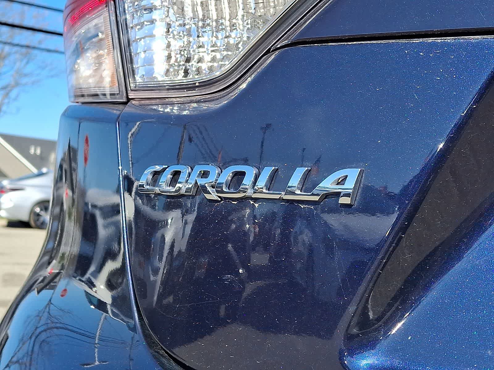 Certified 2023 Toyota Corolla LE w/ LE Convenience Package image 33