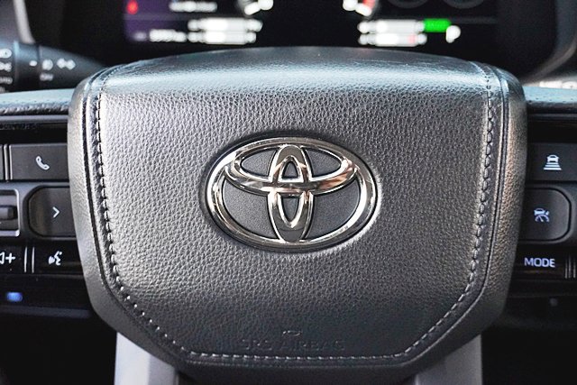 Used 2023 Toyota Sequoia TRD Pro AWD/4WD image 51