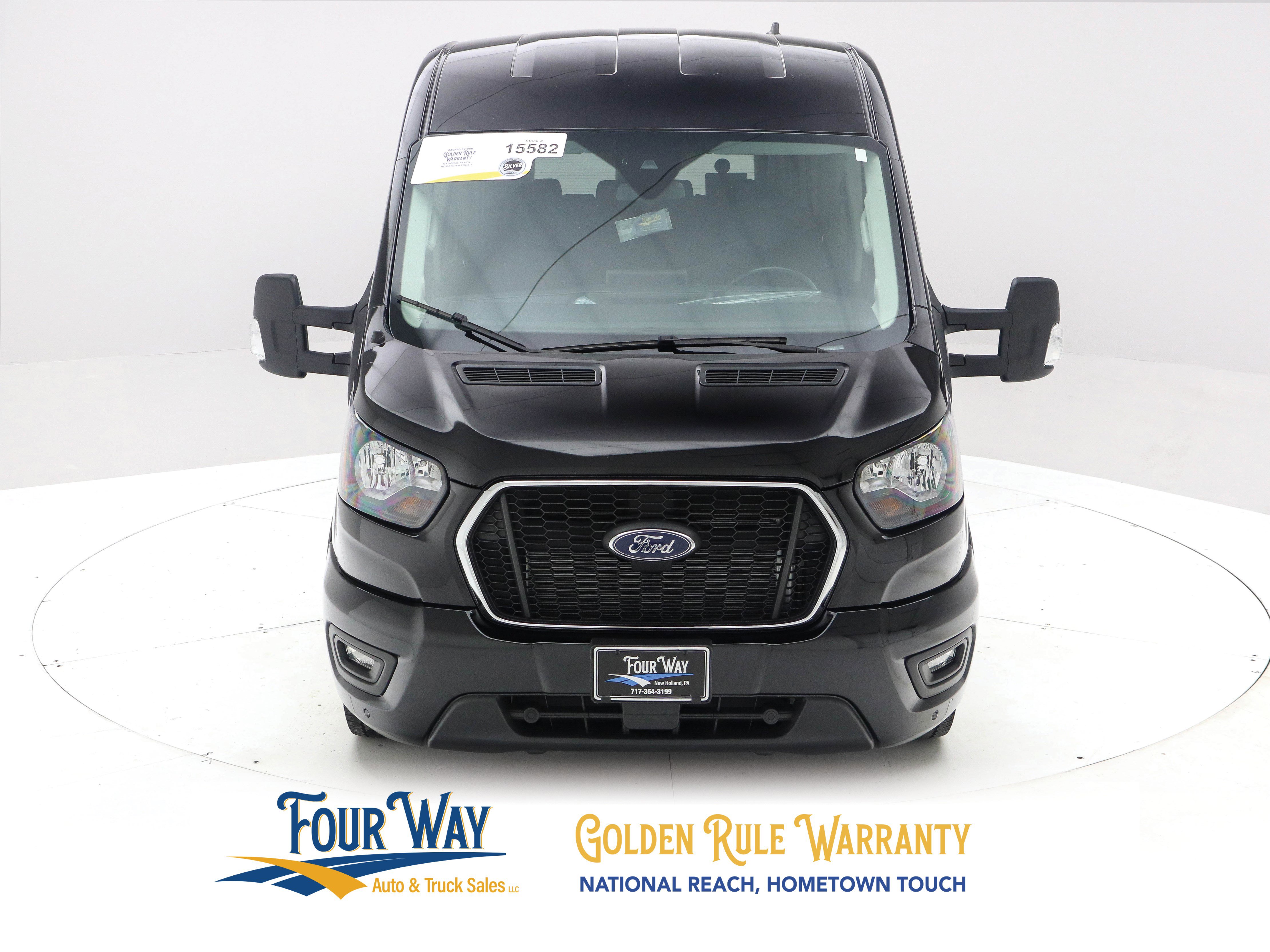 Used 2024 Ford Transit 350 XLT RWD image 9