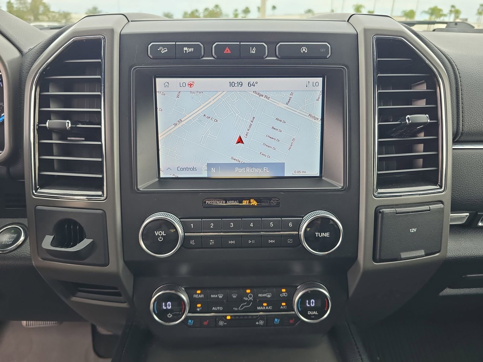 Used 2020 Ford Expedition Max XLT w/ Equipment Group 202A image 18