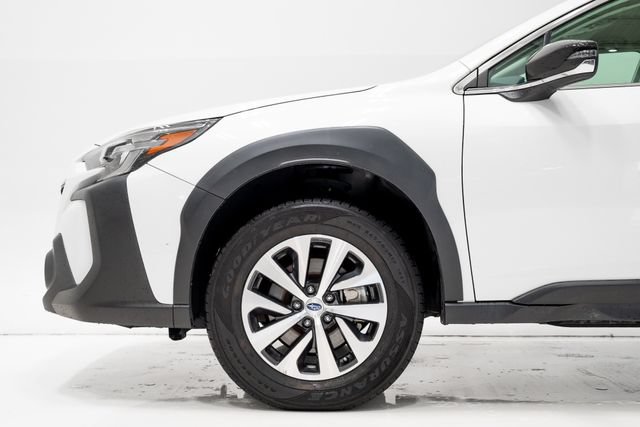 Used 2024 Subaru Outback Premium AWD/4WD image 31