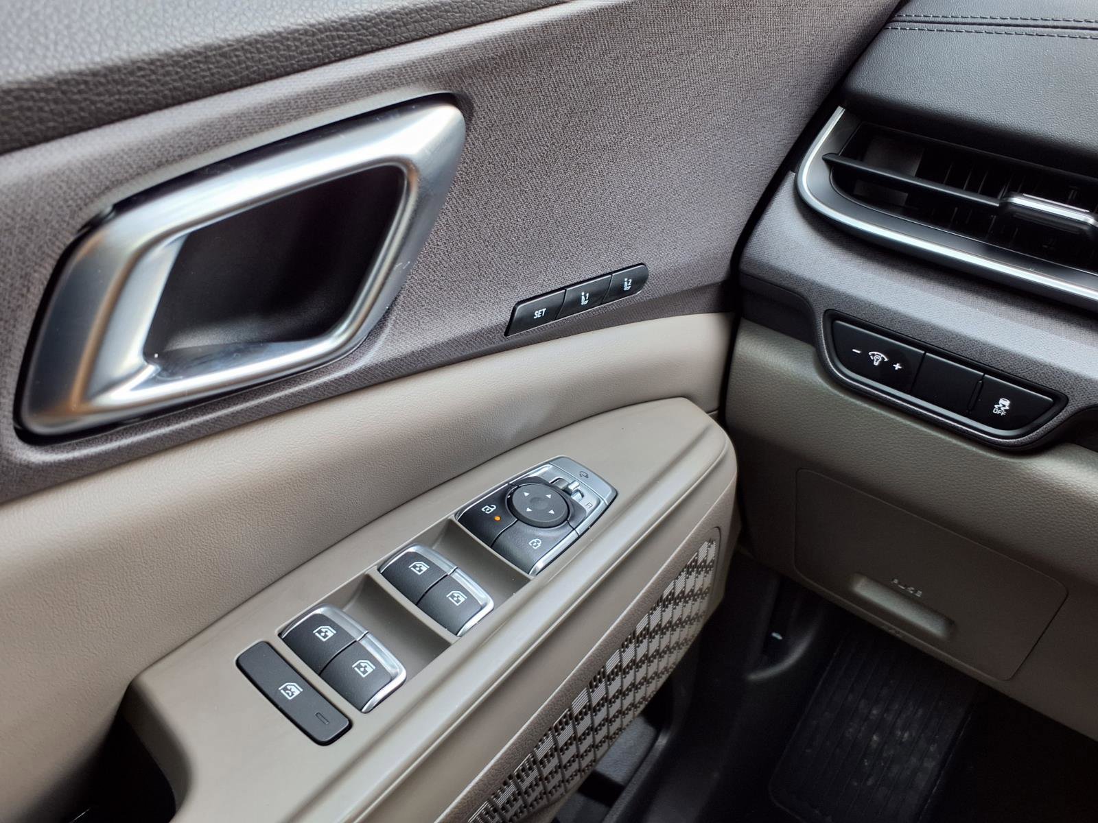 New 2026 Kia Carnival EX image 12