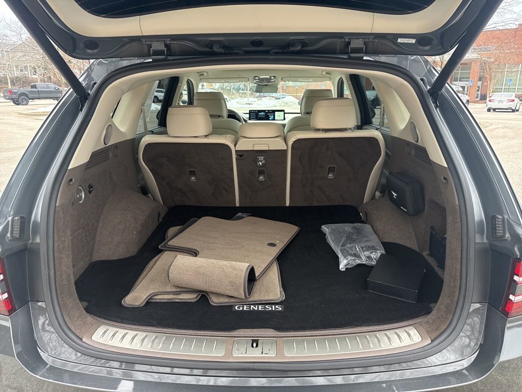 Used 2023 Genesis GV80 2.5T w/ Prestige Package image 29