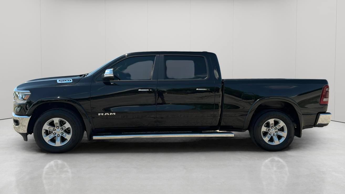 Used 2022 RAM 1500 Laramie AWD/4WD image 9
