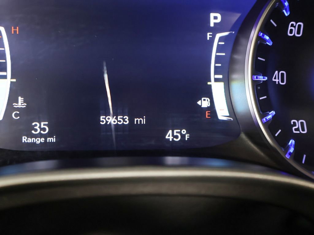 Used 2023 Chrysler Pacifica Touring-L FWD image 42