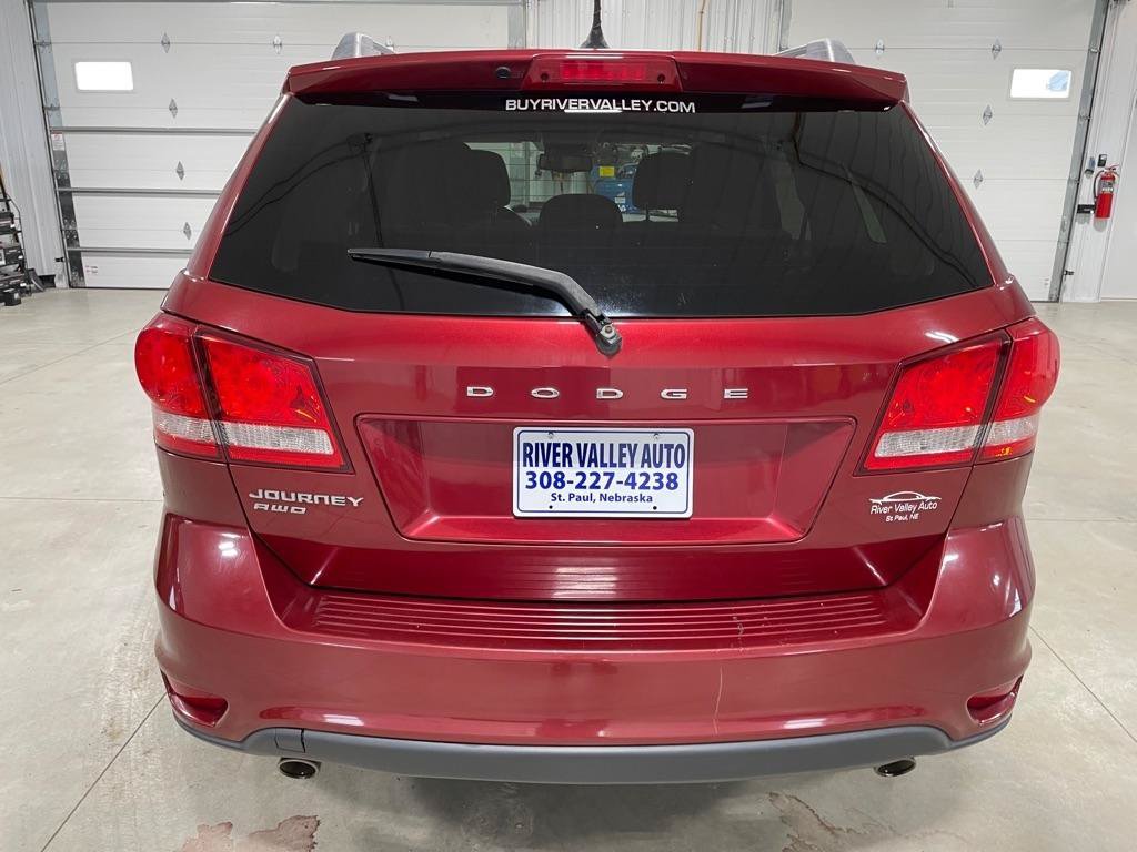 Used 2011 Dodge Journey Mainstreet w/ Popular Equipment Group AWD/4WD image 6