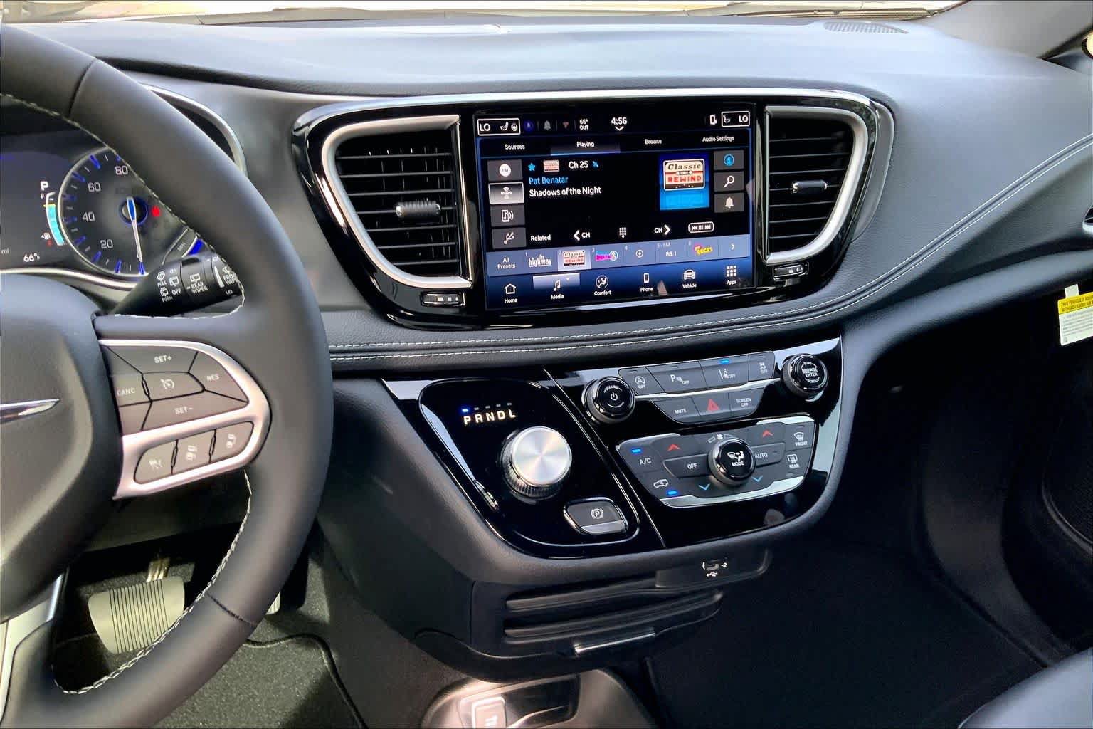 New 2026 Chrysler Pacifica Select FWD image 6
