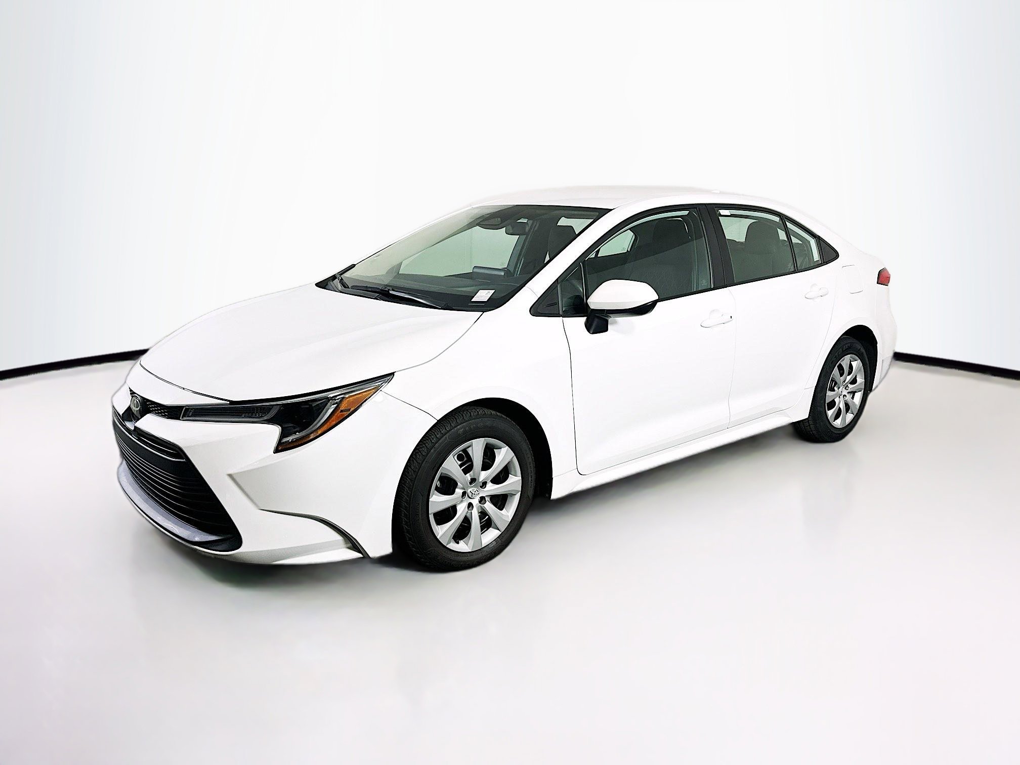 Used 2024 Toyota Corolla LE FWD image 3