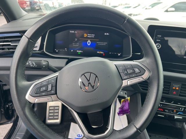 Used 2025 Volkswagen Jetta Sport image 15