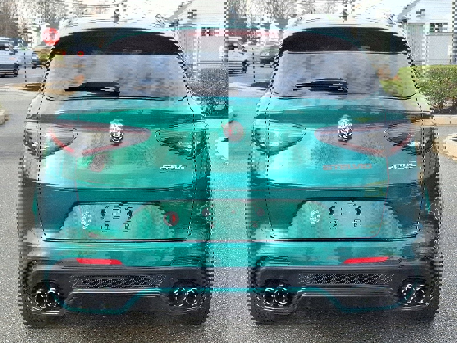 Used 2024 Alfa Romeo Stelvio Quadrifoglio image 5