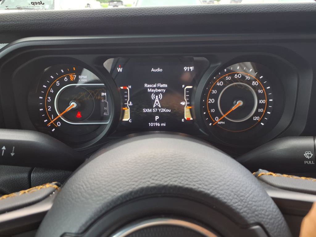 Used 2024 Jeep Gladiator Sport image 25