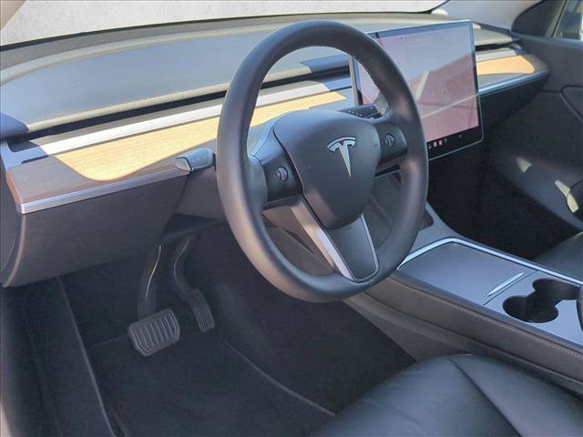 Used 2021 Tesla Model Y Long Range AWD/4WD image 10