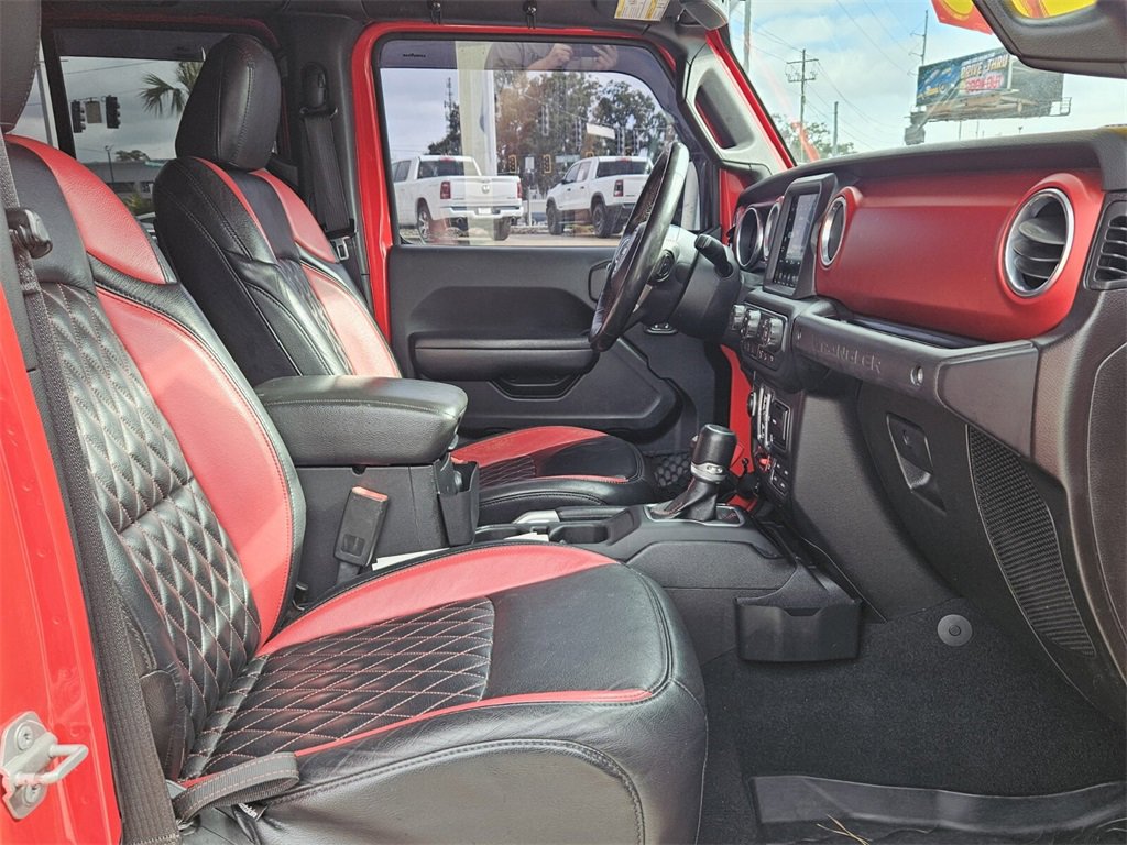 Used 2018 Jeep Wrangler Unlimited Rubicon w/ Dual Top Group image 15