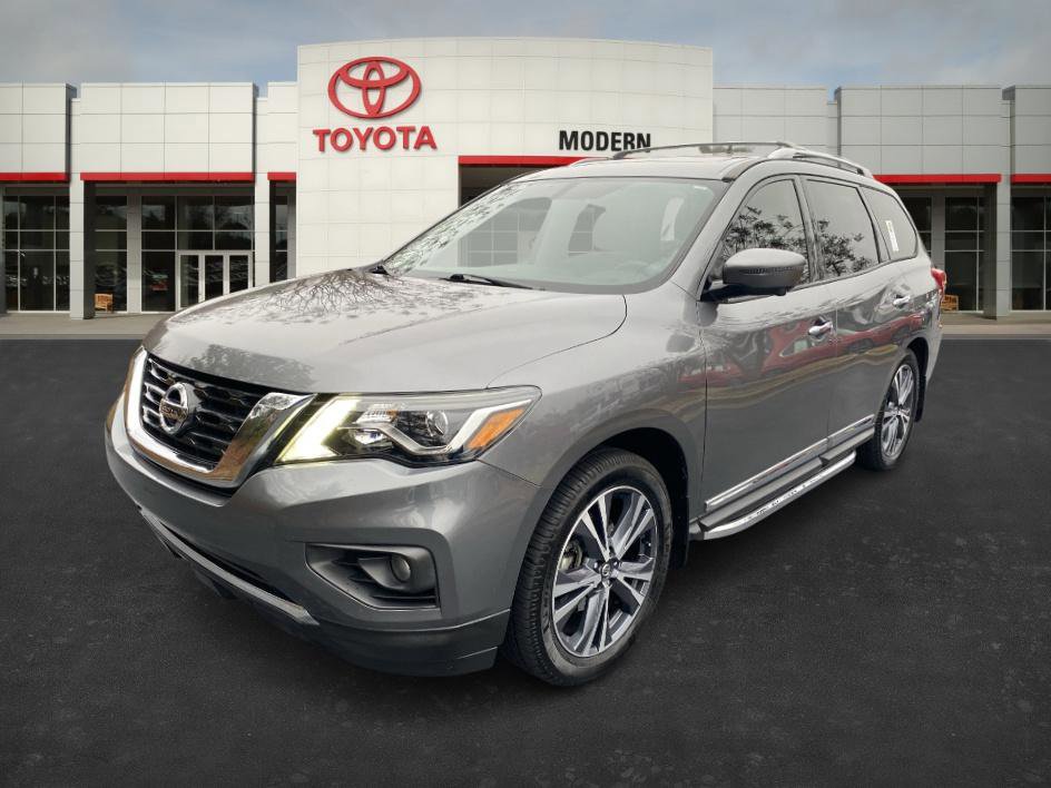 Used 2020 Nissan Pathfinder Platinum image 1