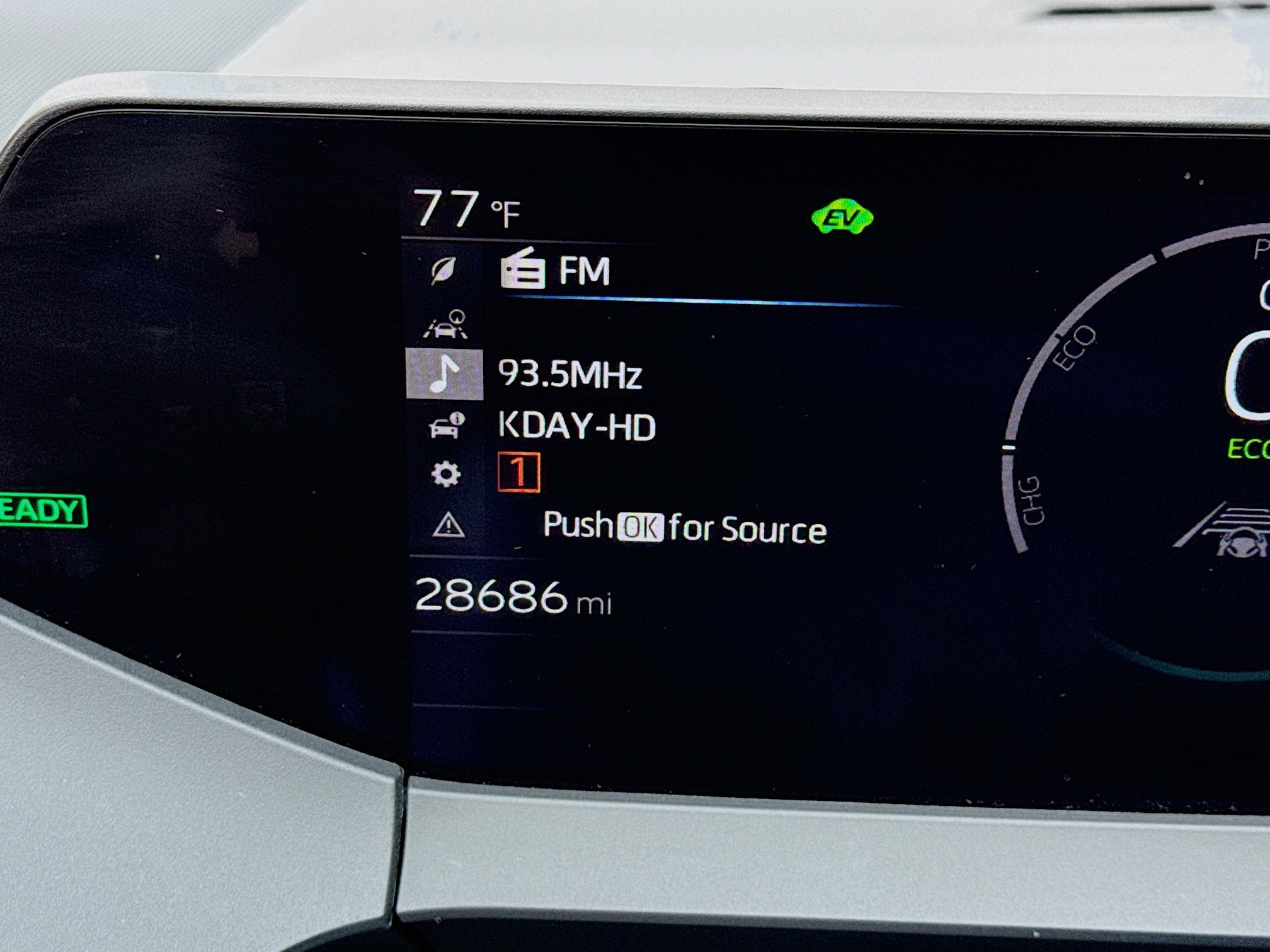 Used 2023 Toyota Prius Limited FWD image 8