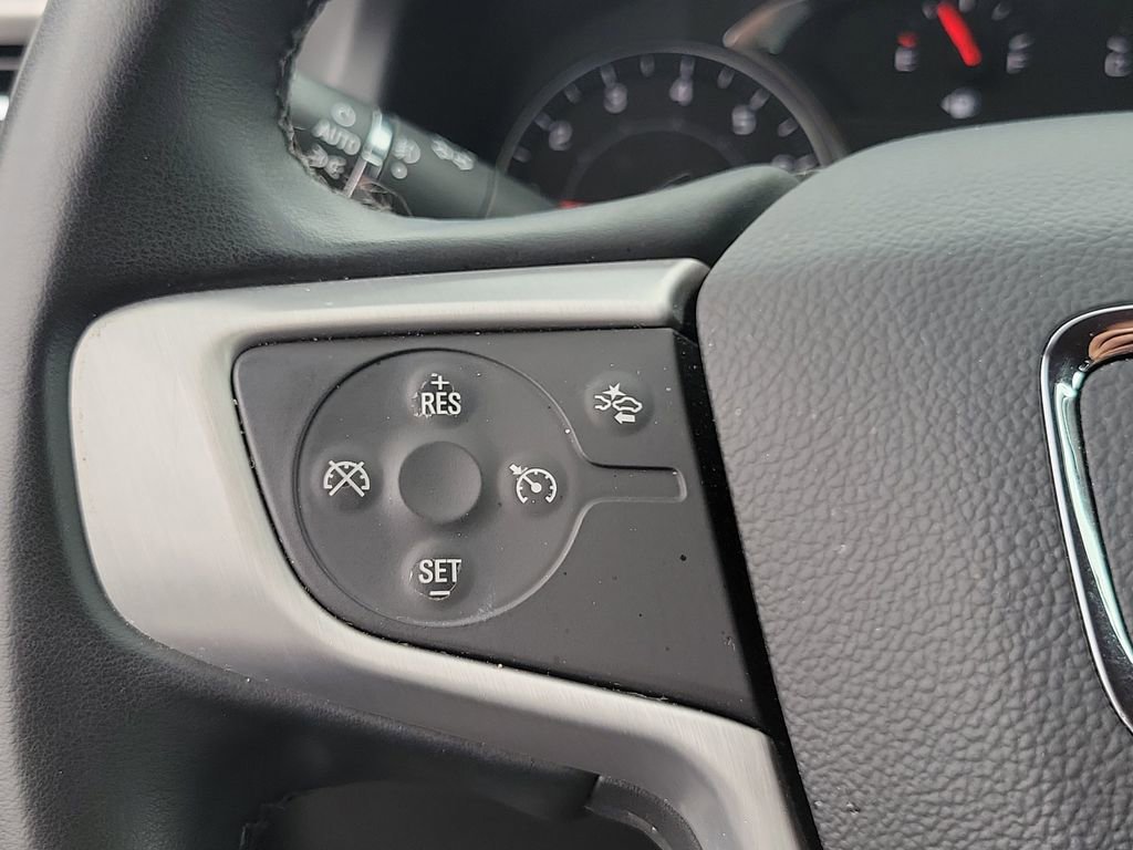 Used 2023 GMC Acadia SLT image 25
