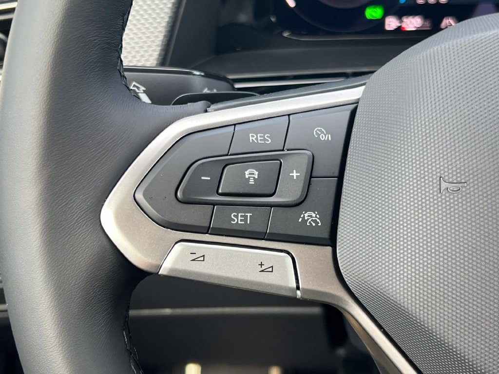 New 2026 Volkswagen Atlas Cross Sport SEL Premium R-Line AWD/4WD image 20