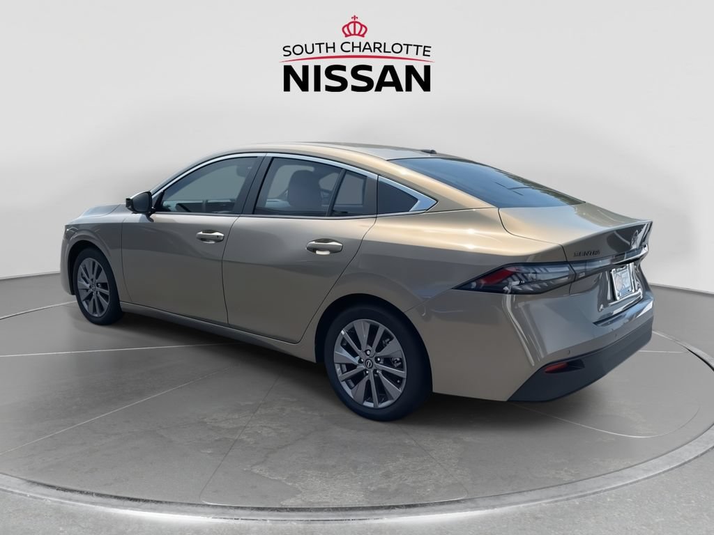 New 2026 Nissan Sentra SL w/ Floor Mat Package FWD image 4