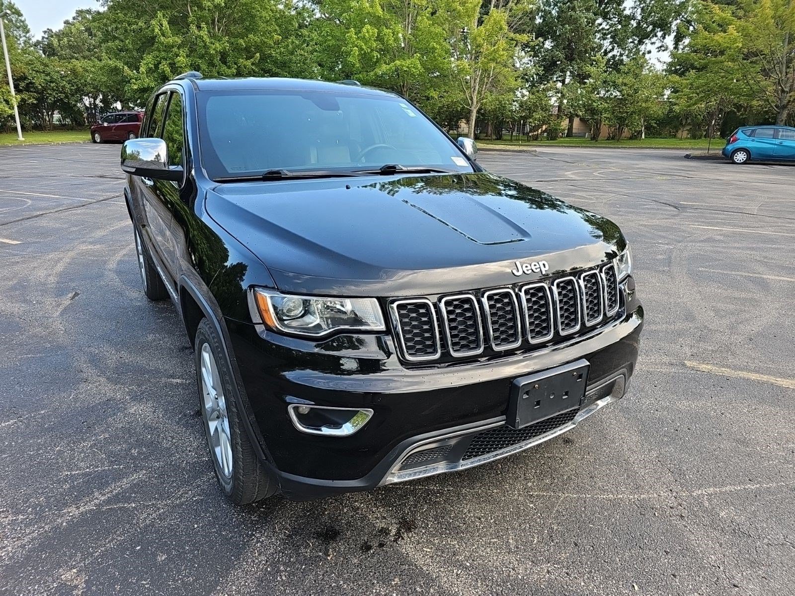 Used 2017 Jeep Grand Cherokee Limited w/ Trailer Tow Group IV AWD/4WD image 8