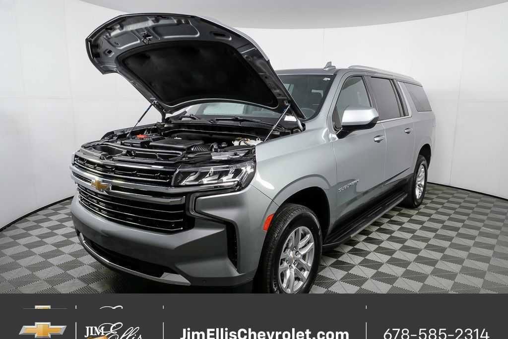 Certified 2024 Chevrolet Suburban LT RWD image 35