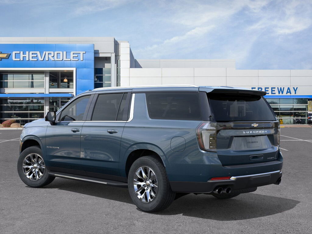 New 2026 Chevrolet Suburban Premier image 3