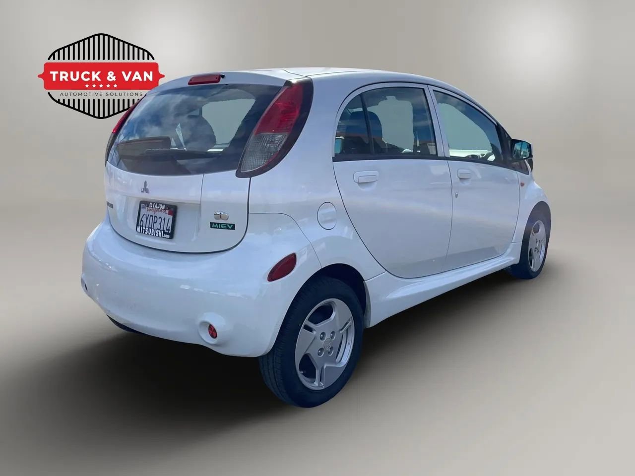 Used 2012 Mitsubishi i ES RWD image 7