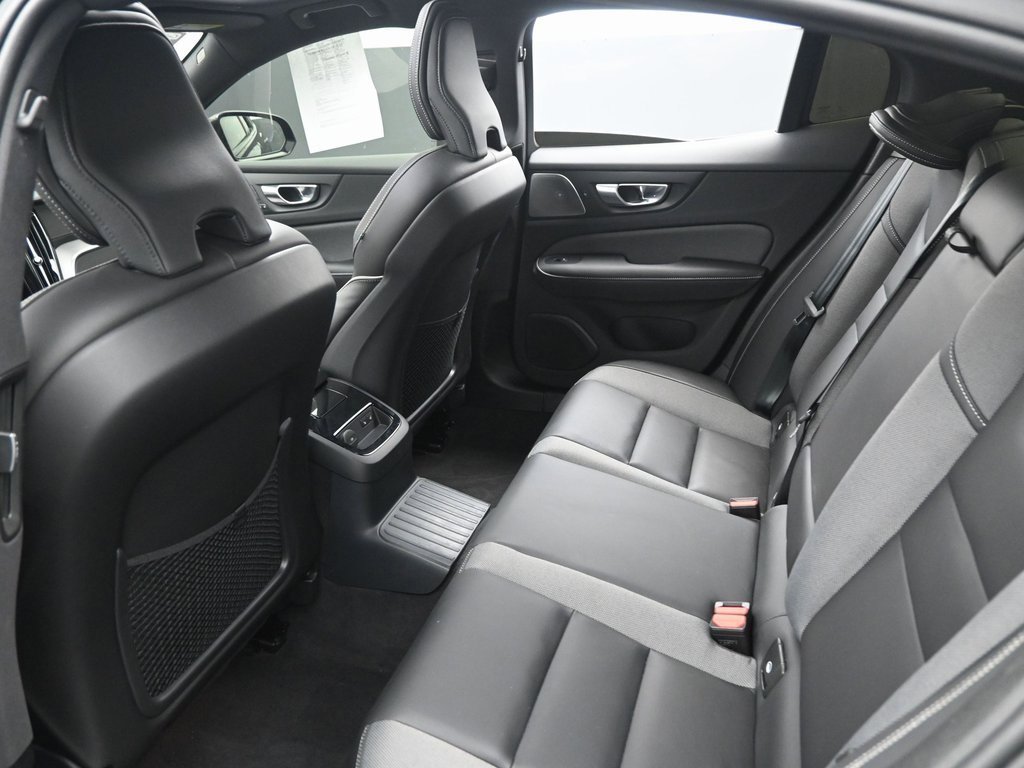 Used 2024 Volvo S60 T8 Ultimate w/ Climate Package image 33