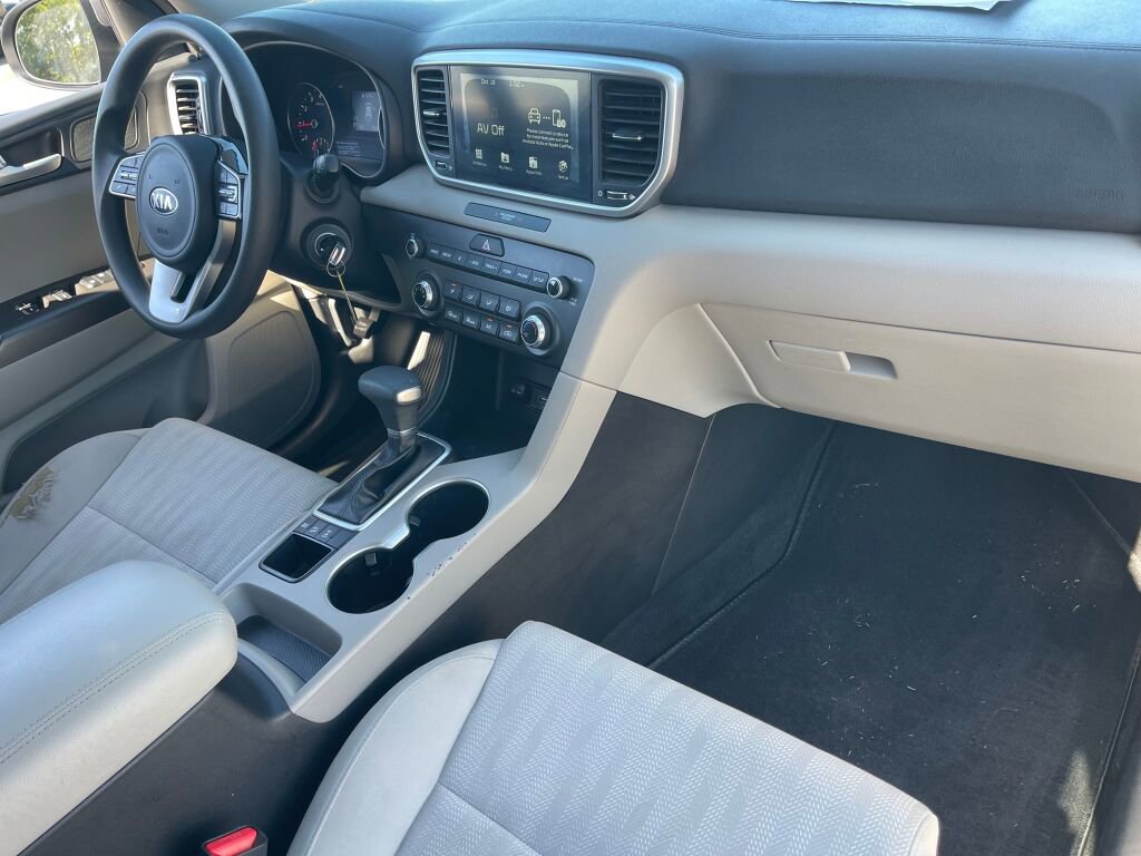 Used 2020 Kia Sportage LX image 20