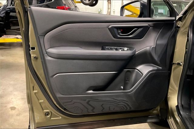 Used 2025 Subaru Forester Premium image 23