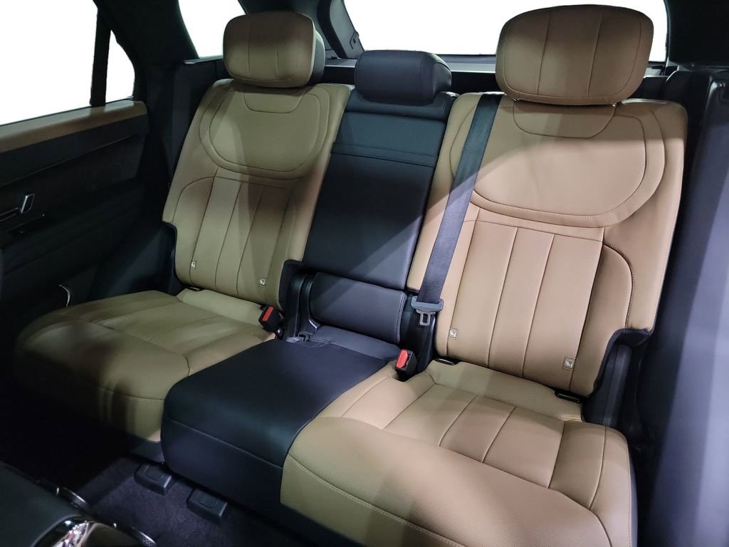 Used 2025 Land Rover Range Rover Sport Dynamic SE image 22