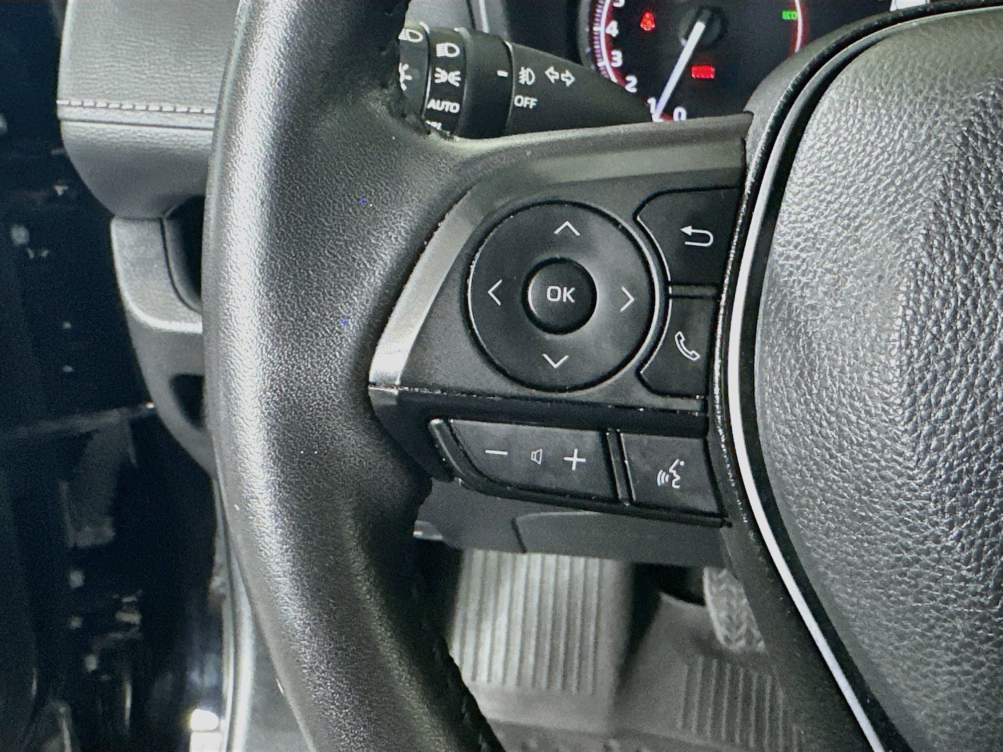 Certified 2025 Toyota RAV4 XLE Premium FWD image 16