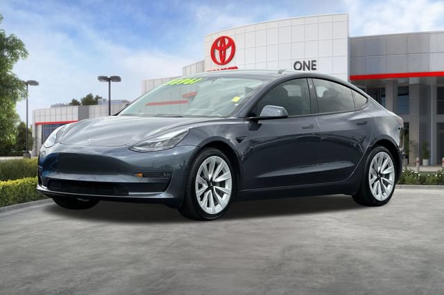 Used 2022 Tesla Model 3 Long Range AWD/4WD image 9