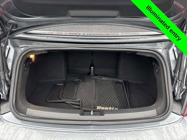 Used 2018 Volkswagen Beetle 2.0T S image 30