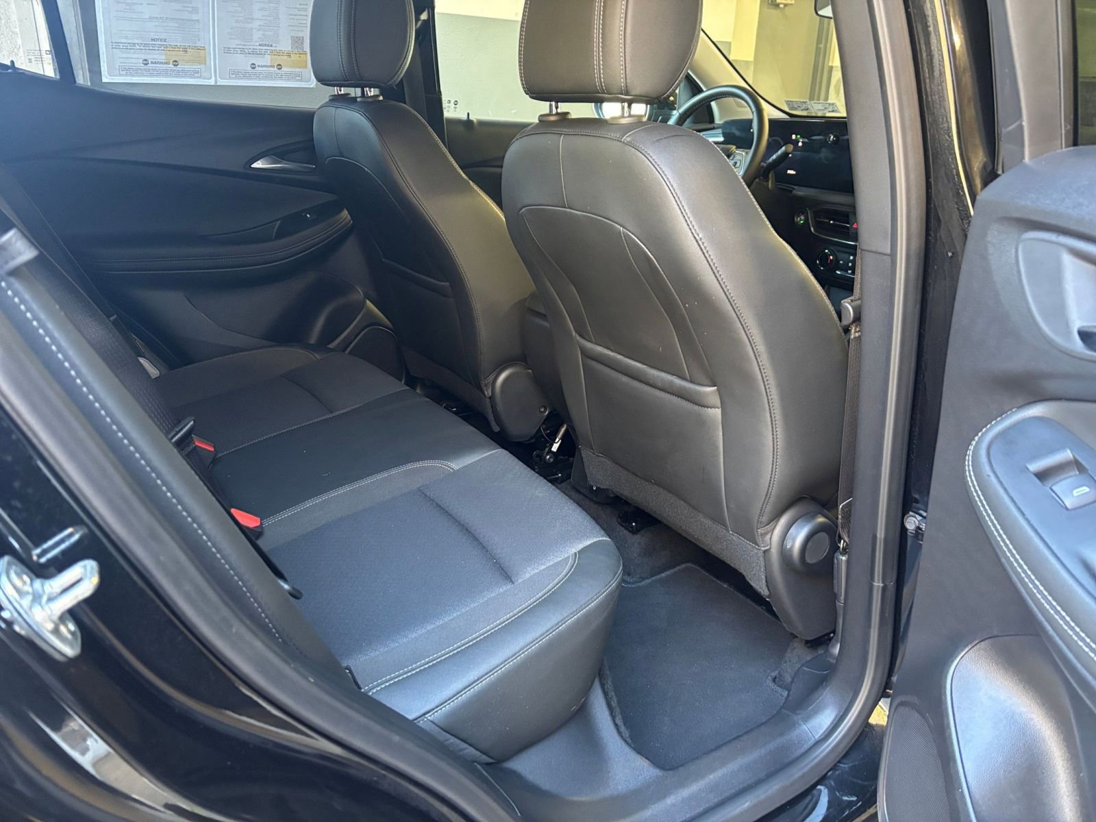Used 2025 Buick Encore GX Preferred FWD image 39