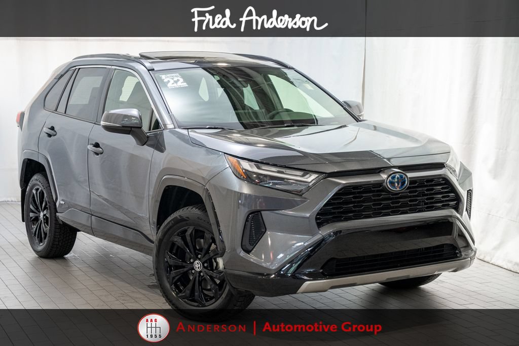 Certified 2022 Toyota RAV4 SE AWD/4WD image 1