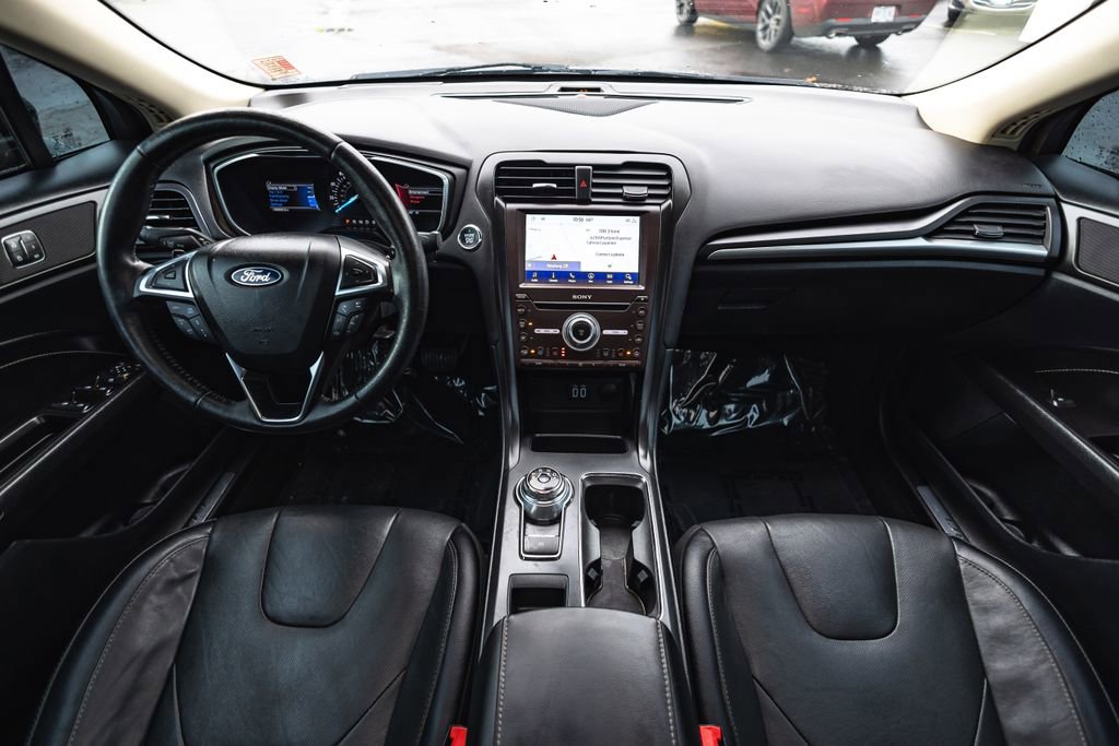 Used 2020 Ford Fusion Titanium image 21