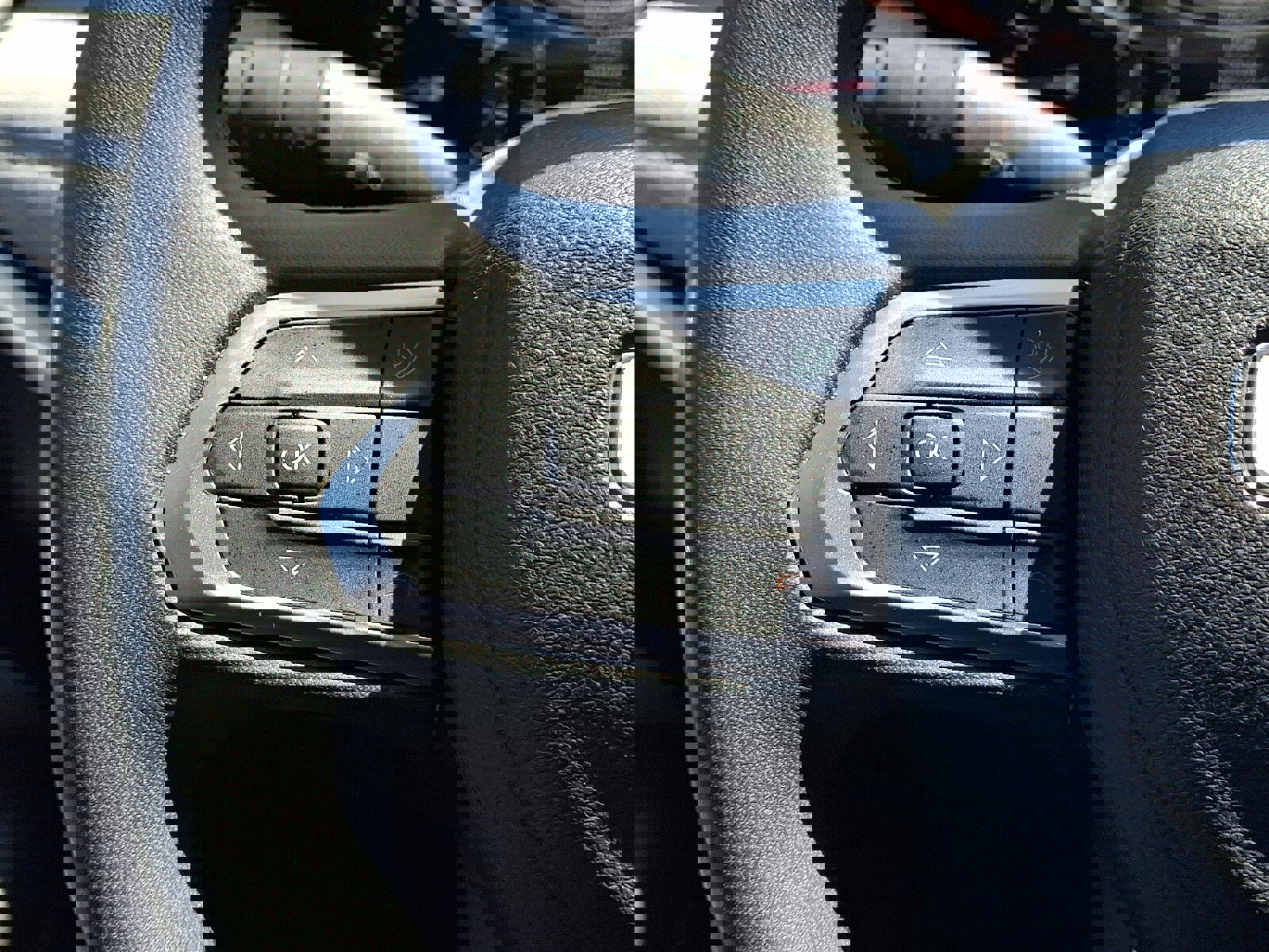 Used 2024 Jeep Compass Latitude image 20