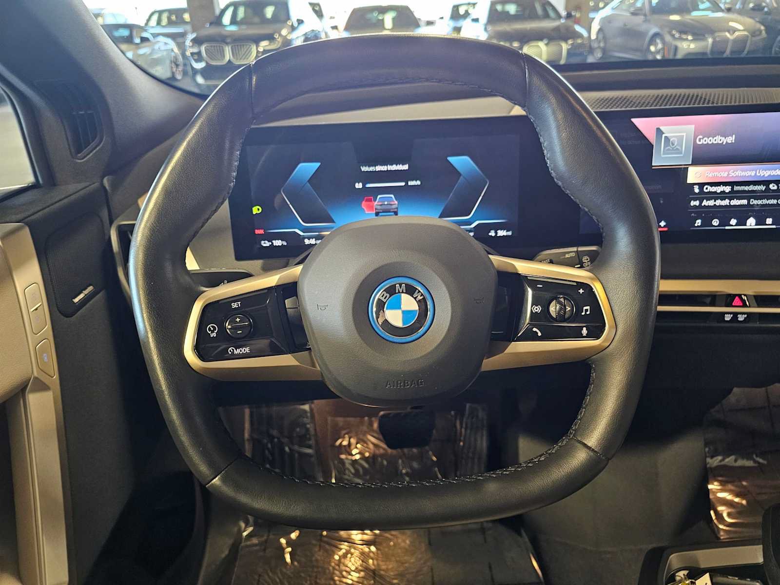 Used 2024 BMW iX xDrive50 w/ Sport Package AWD/4WD image 10