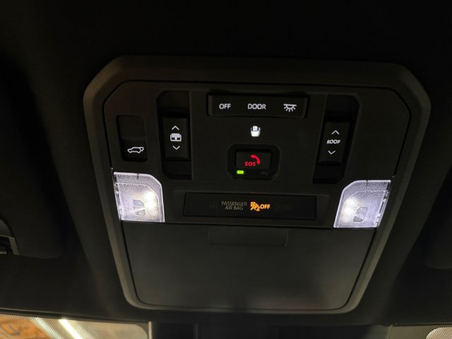 Used 2025 Toyota Sequoia Limited w/ Tow Technology Package AWD/4WD image 31