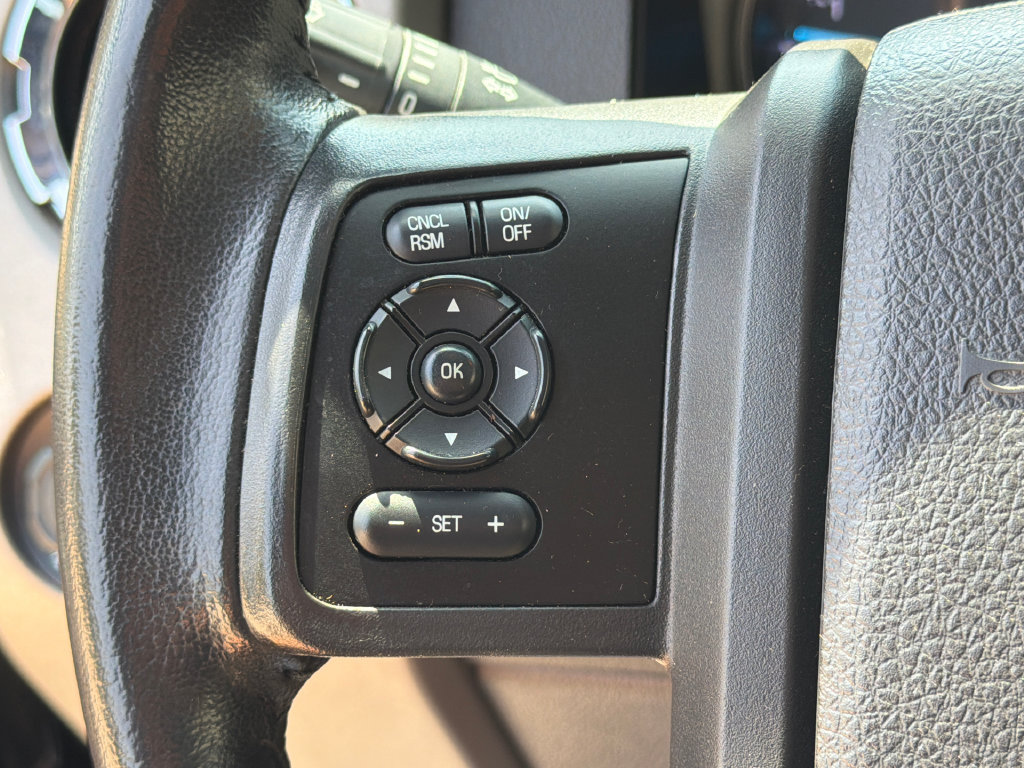 Used 2016 Ford F250 Lariat w/ Lariat Ultimate Package AWD/4WD image 33