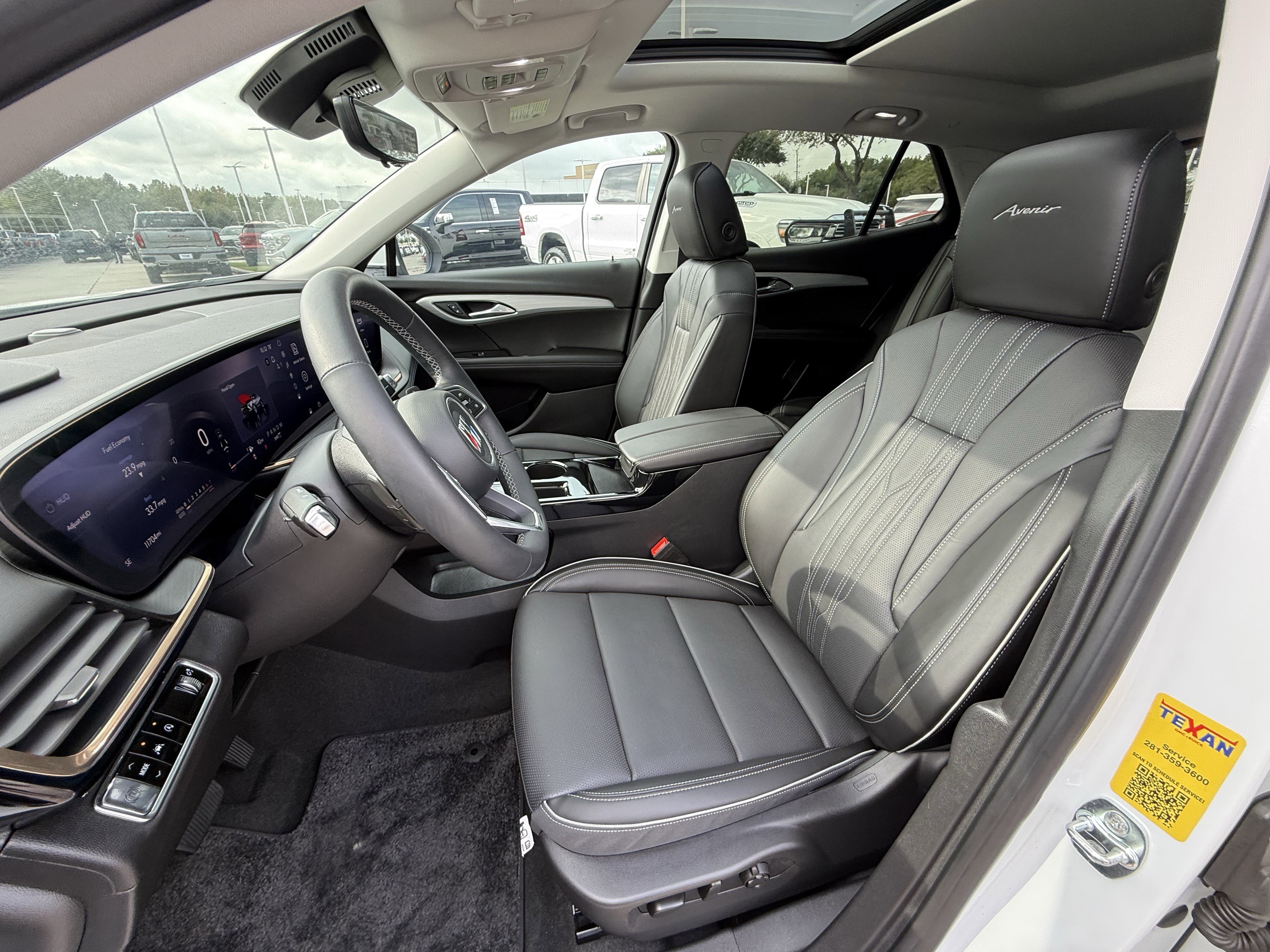 Used 2024 Buick Envision Avenir image 27