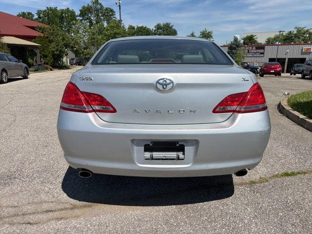 Used 2007 Toyota Avalon FWD image 5