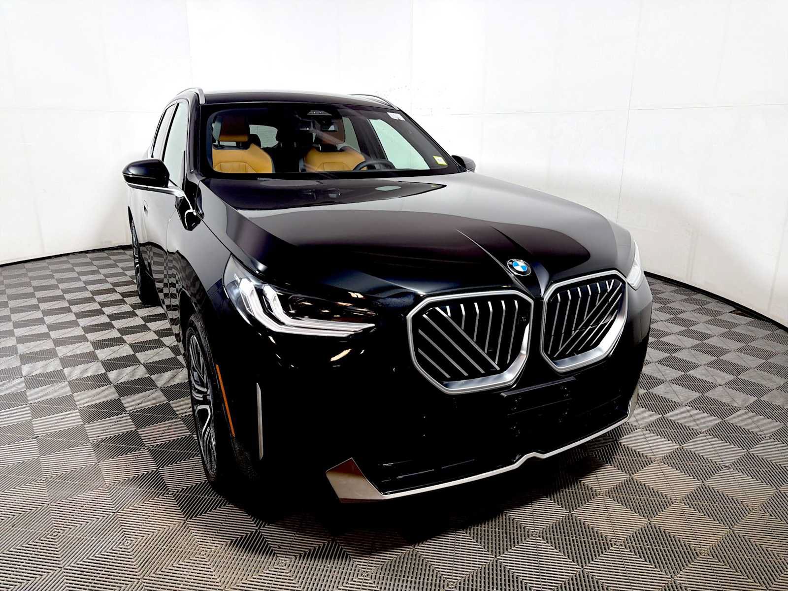Used 2026 BMW X3 xDrive30i w/ Premium Package AWD/4WD image 2